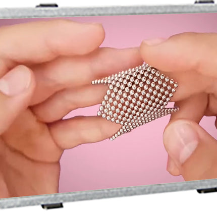 Speks 432 and 512 monitor for retail display desk fidget toys