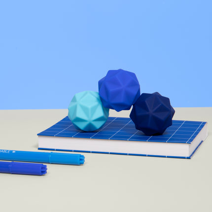 Speks Odds magnetic fidget toy desk stress relief peaks blue