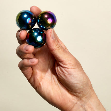 Speks Supers magnetic balls desk fidget toy oil slick